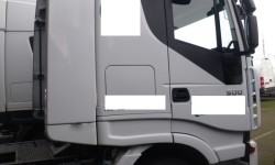 noleggio trattore stradale camion.JPG